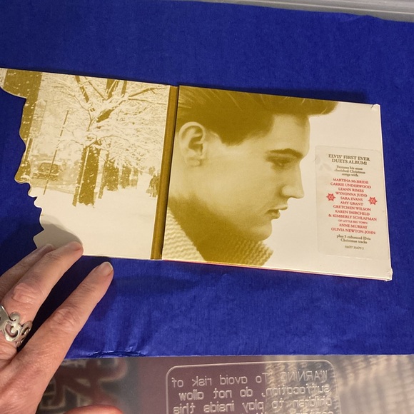 Elvis Presley Christmas Duets CD - BUNDLE & SAVE! - Picture 2 of 4